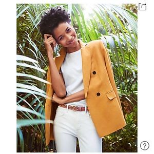 NEW WITHOUT TAGS Blazer set in raw honey